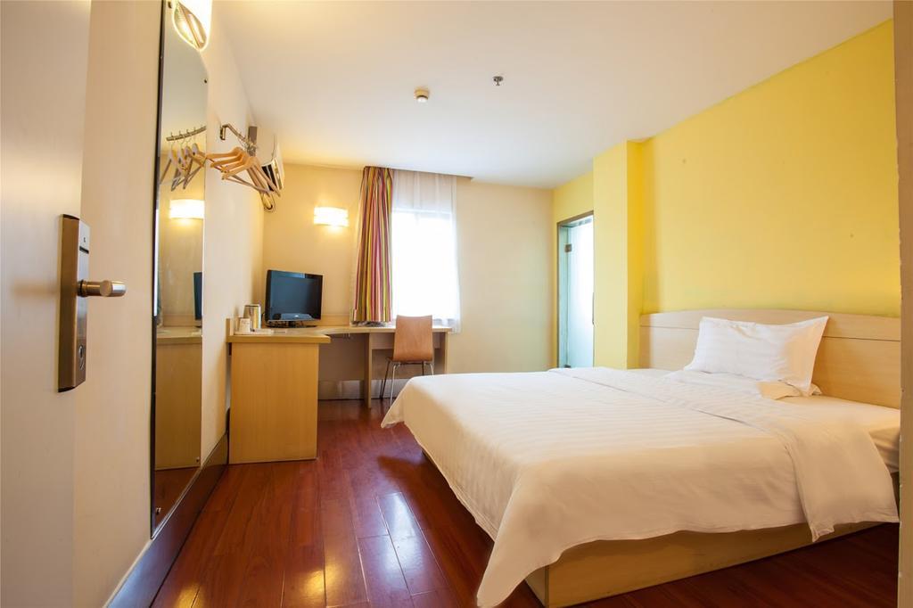 7Days Inn Bazhong Nanchi South Road Phoenix City Exterior photo