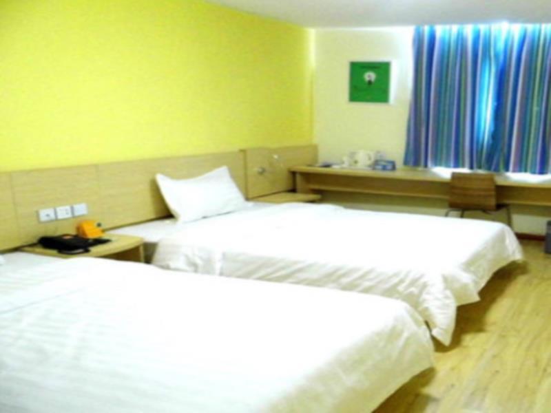 7Days Inn Bazhong Nanchi South Road Phoenix City Exterior photo